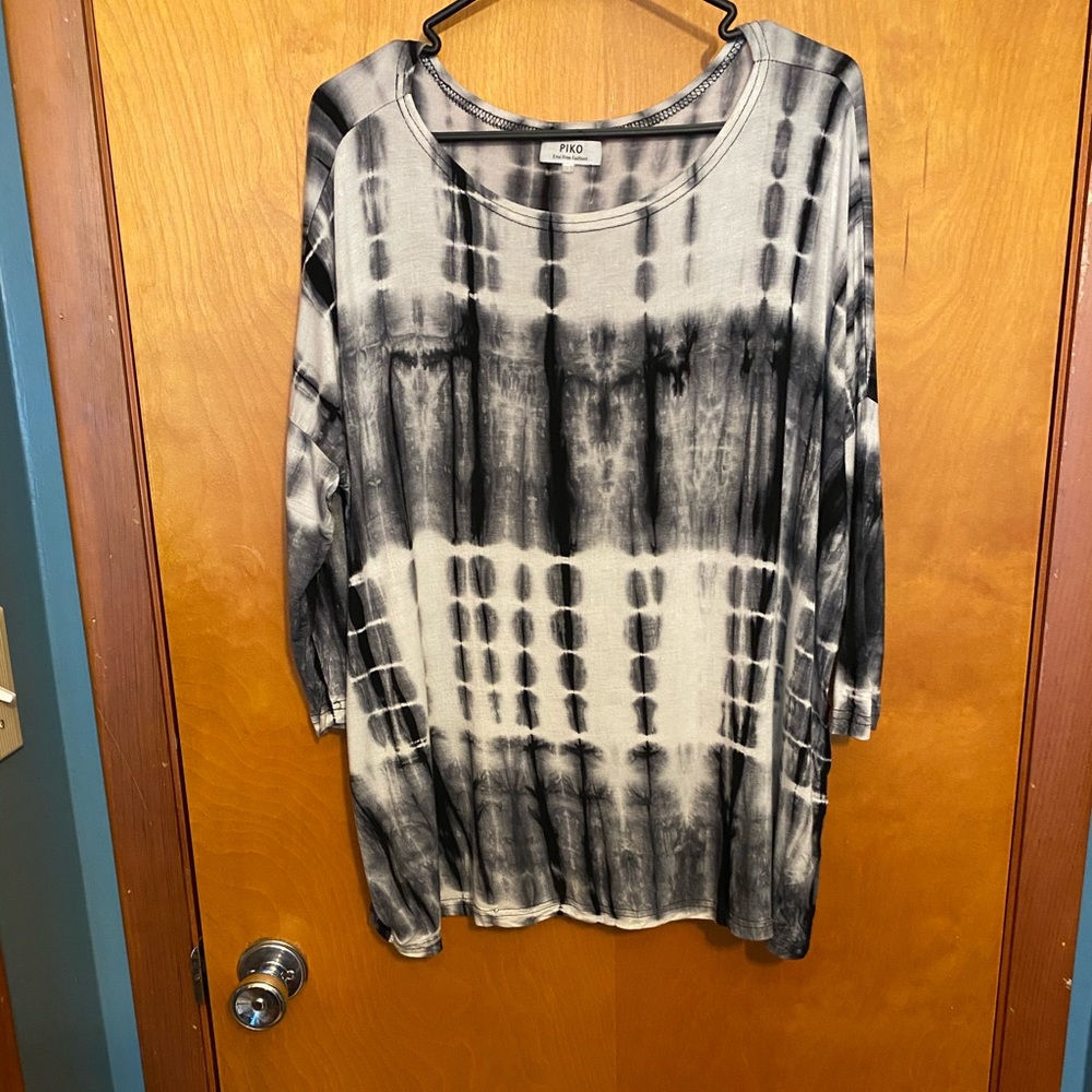 Piko Black Tie-Dye Tunic